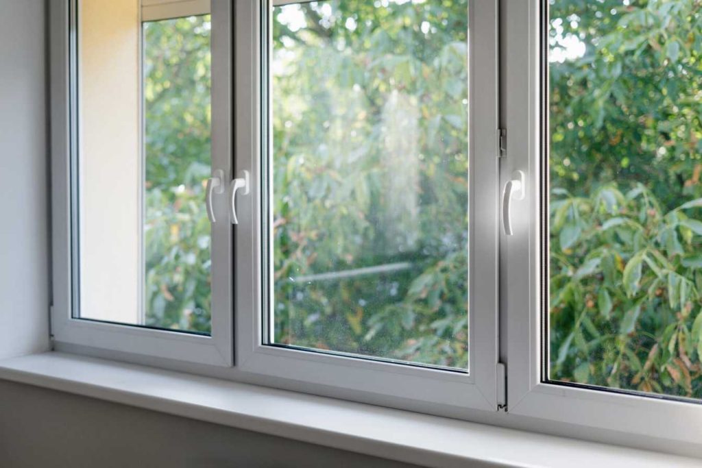 Energy efficient windows in Encino with modern double pane glass installation